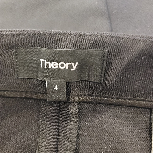 Theory Stretch Nylon Clean Cigarette Pant - Sz 4 - Picture 5 of 10